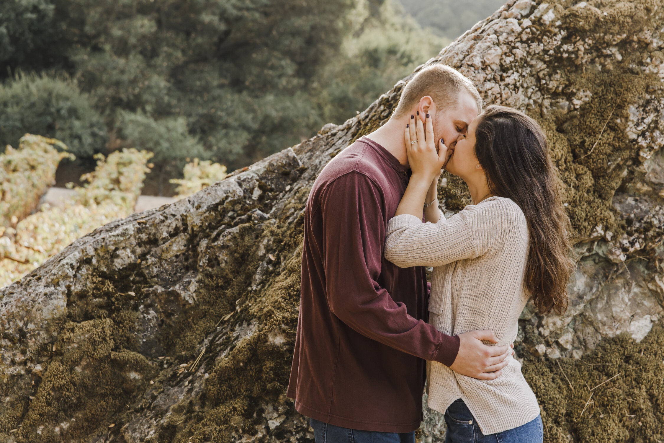 PERRUCCIPHOTO_FALL_WINERY_ENGAGEMENT_08.jpg