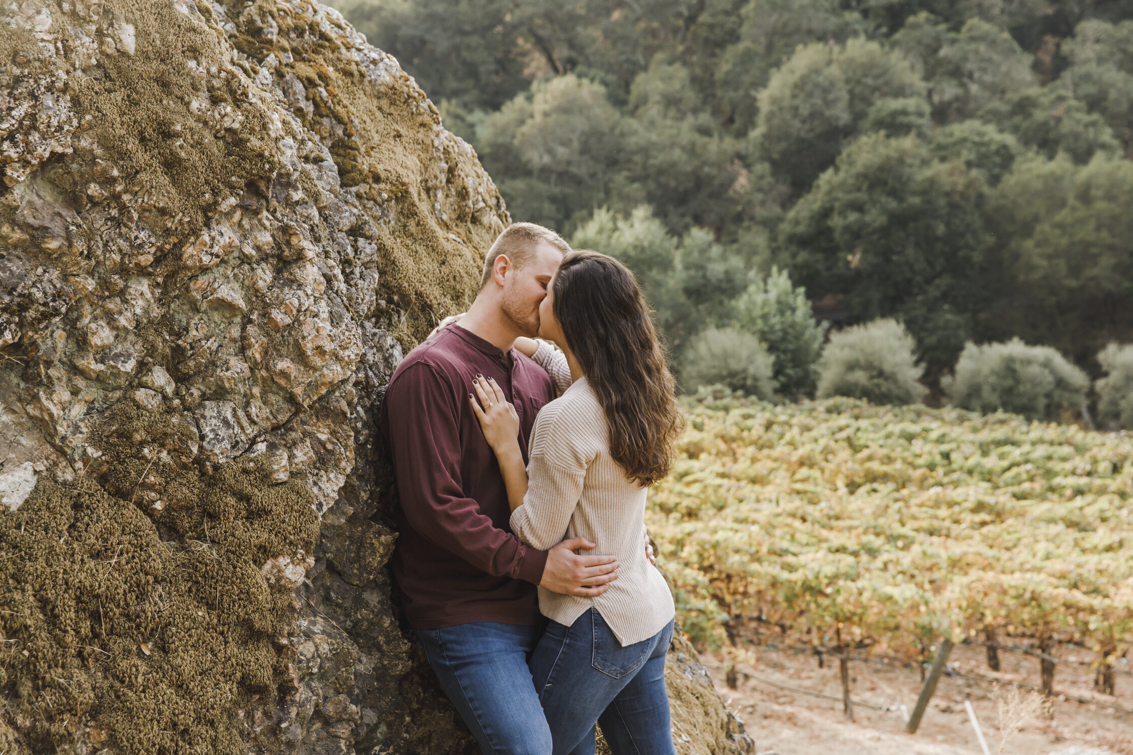 PERRUCCIPHOTO_FALL_WINERY_ENGAGEMENT_18.jpg