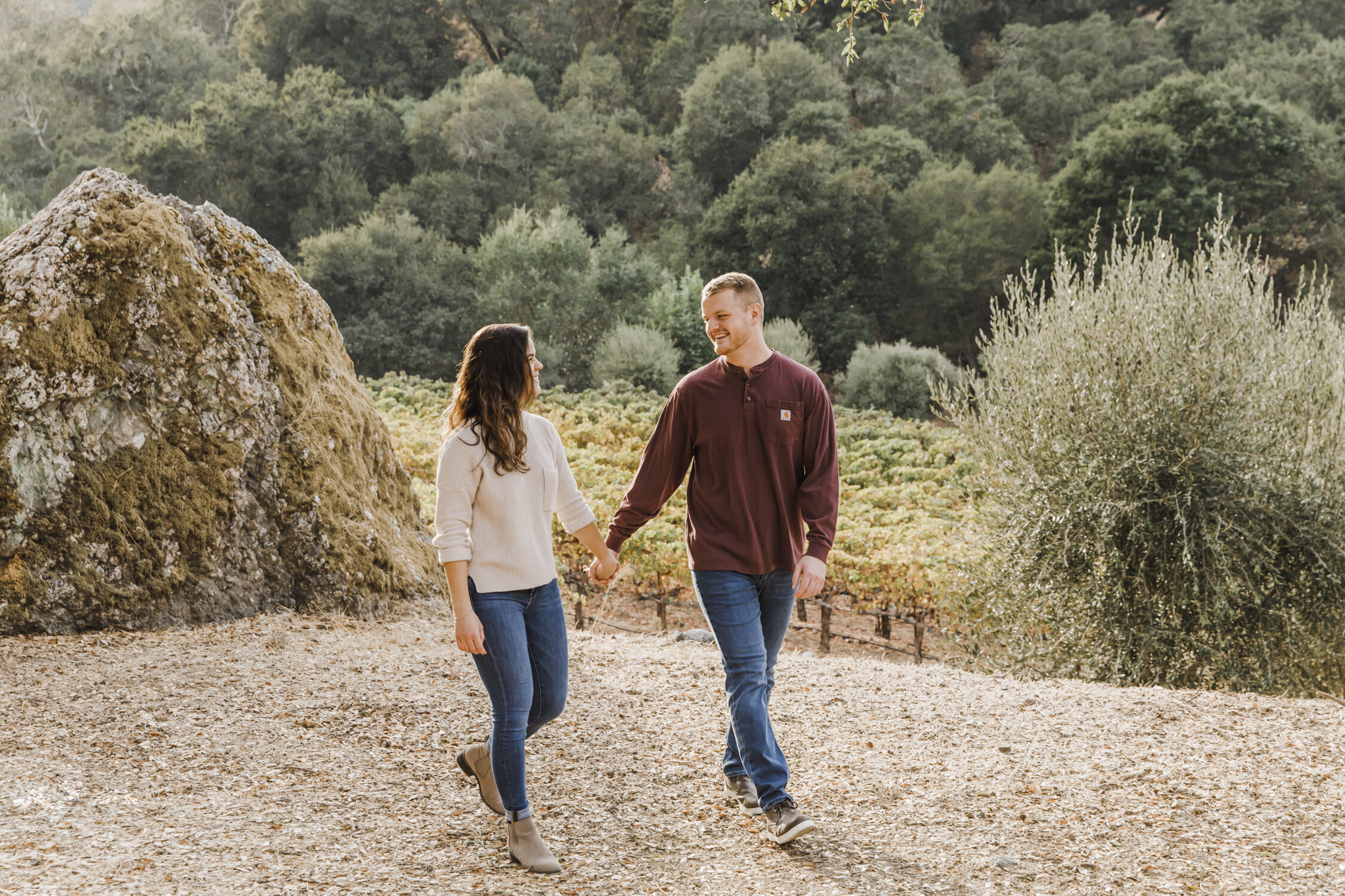 PERRUCCIPHOTO_FALL_WINERY_ENGAGEMENT_23.jpg