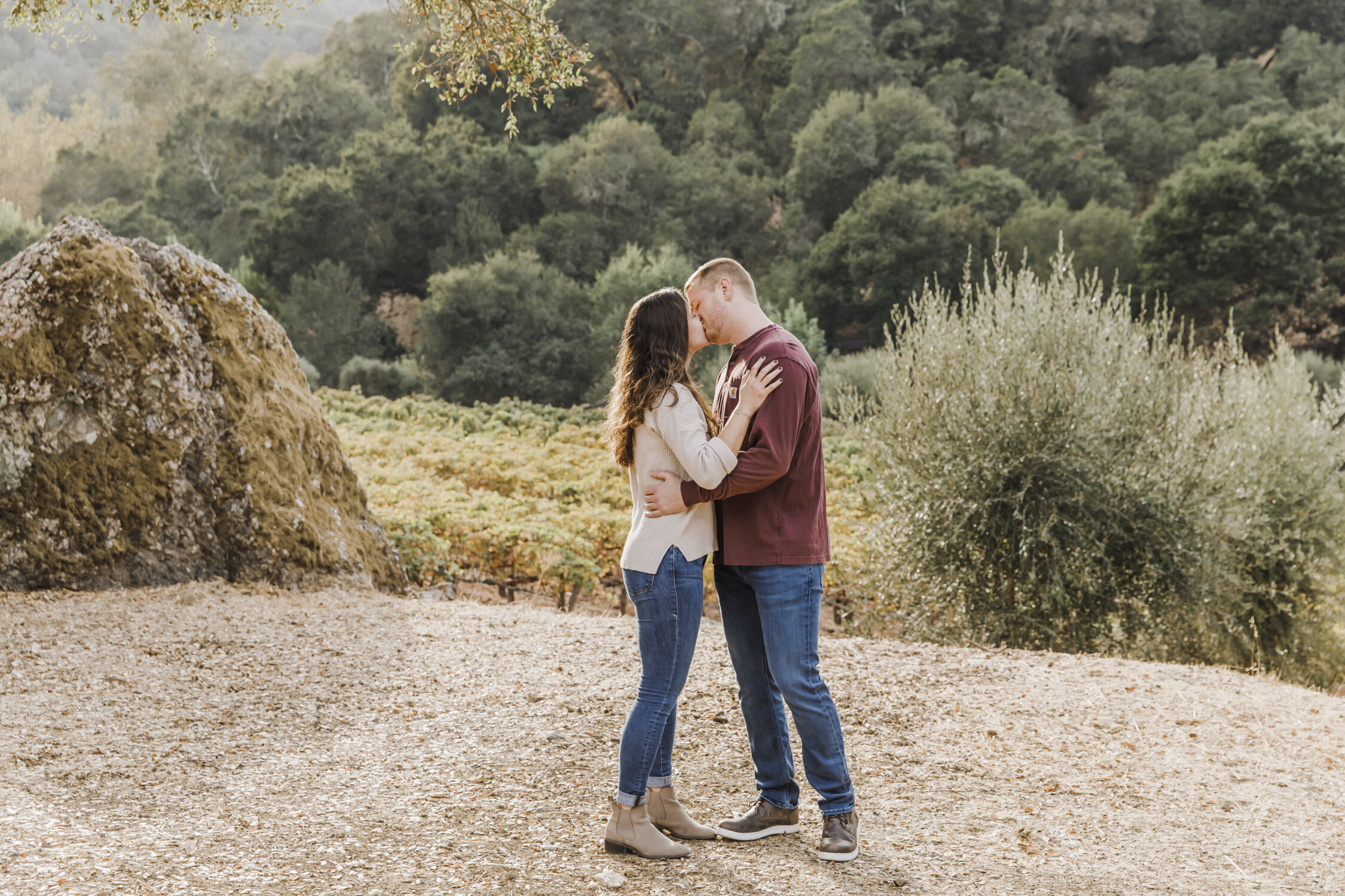 PERRUCCIPHOTO_FALL_WINERY_ENGAGEMENT_24.jpg