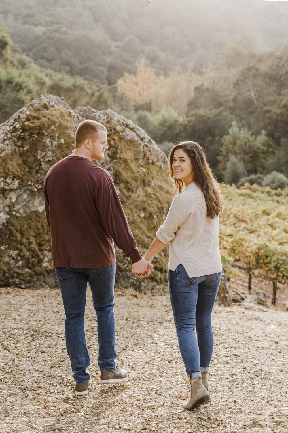 PERRUCCIPHOTO_FALL_WINERY_ENGAGEMENT_25.jpg