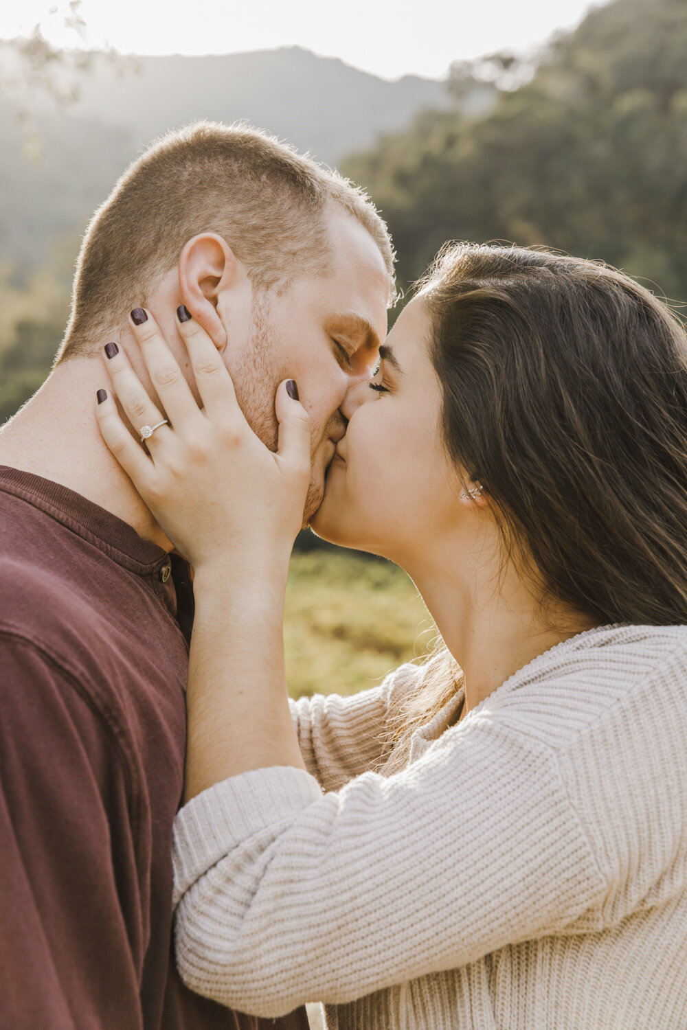 PERRUCCIPHOTO_FALL_WINERY_ENGAGEMENT_30.jpg