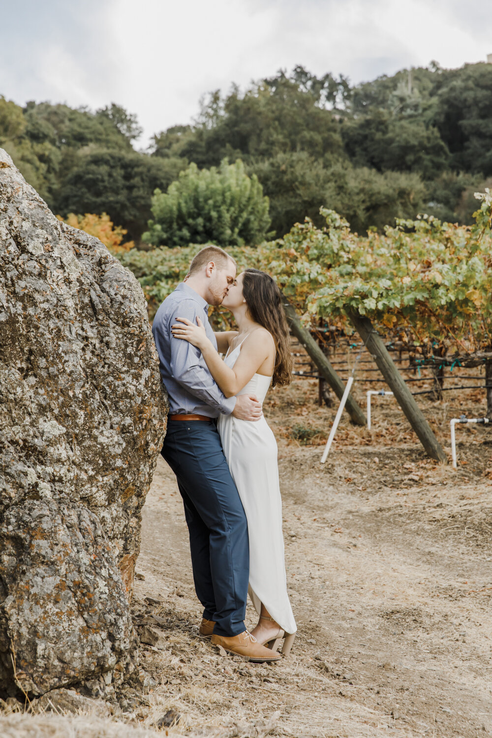 PERRUCCIPHOTO_FALL_WINERY_ENGAGEMENT_89.jpg