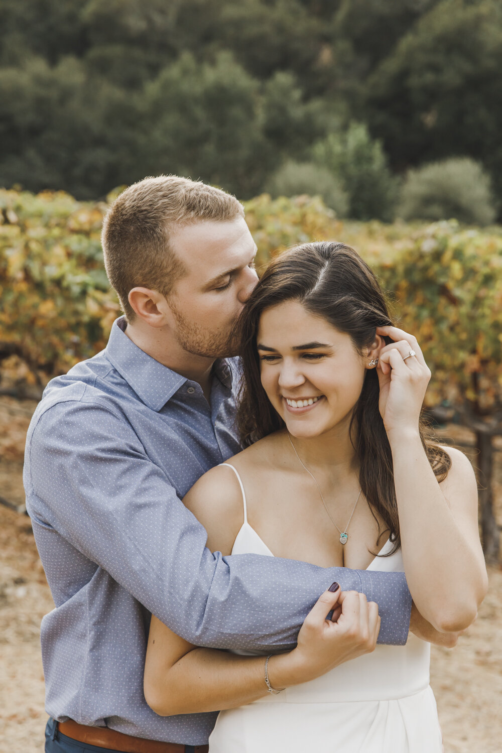 PERRUCCIPHOTO_FALL_WINERY_ENGAGEMENT_96.jpg