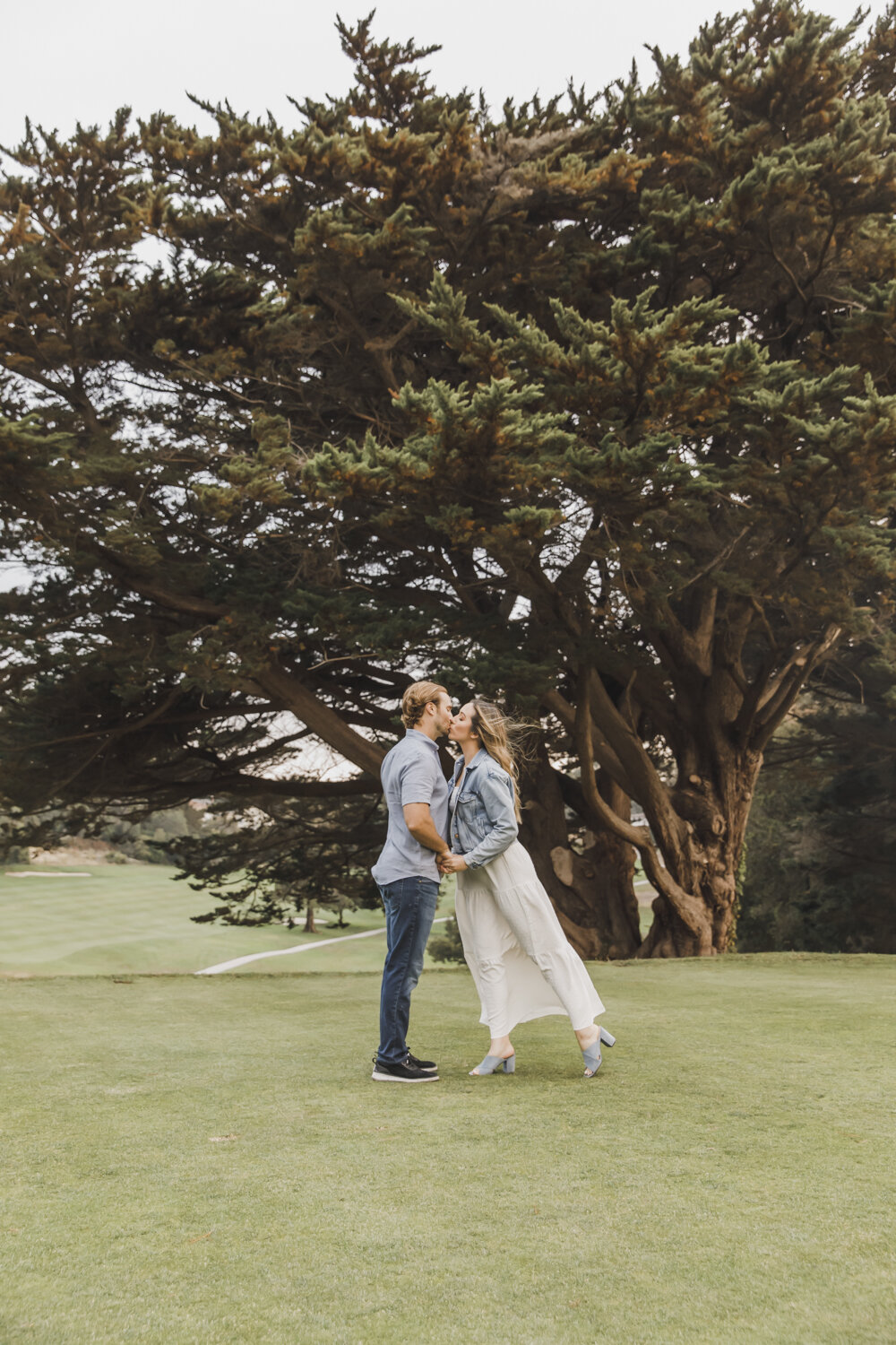 PERRUCCIPHOTO_GOLF_COURSE_ENGAGEMENT_1.jpg