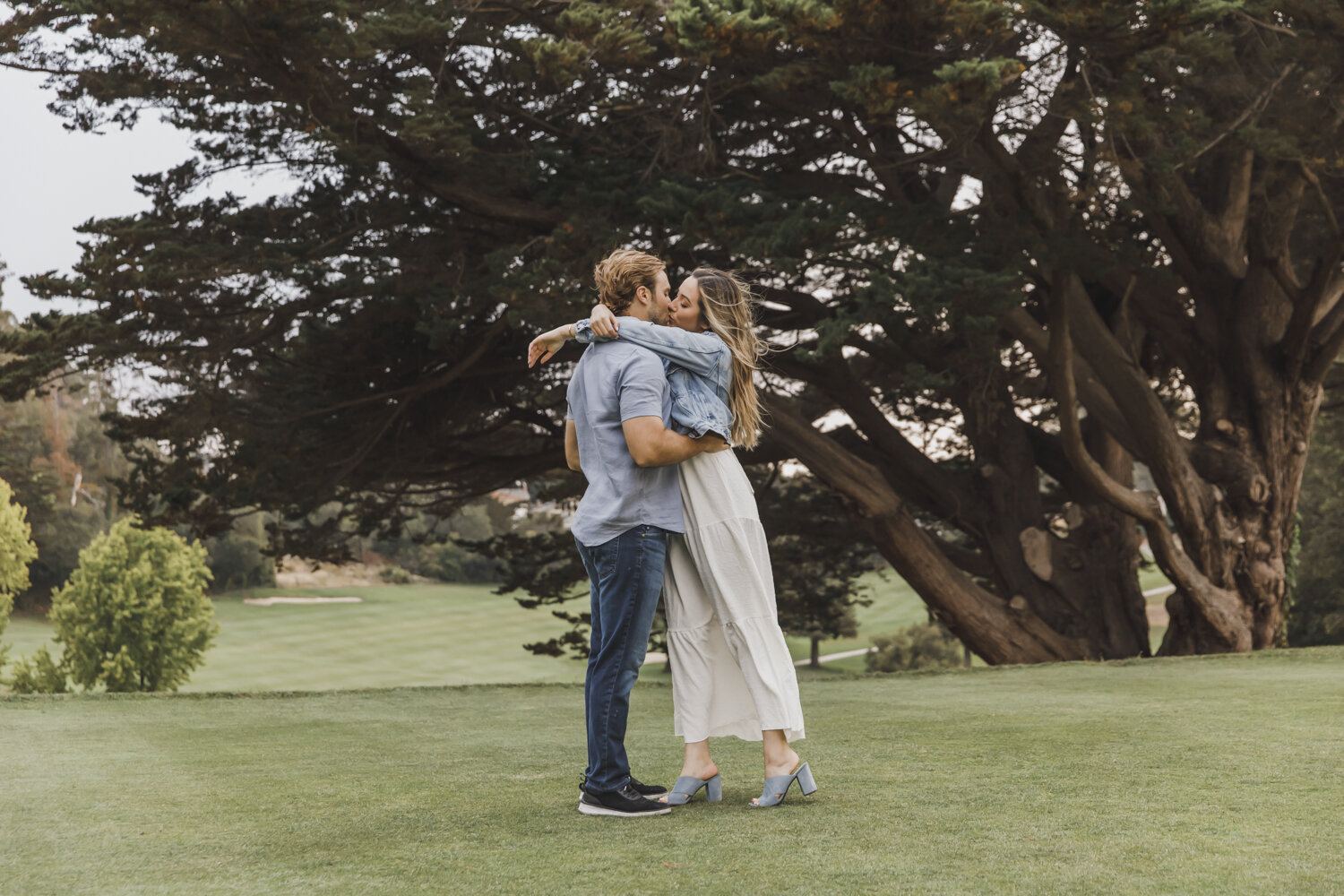 PERRUCCIPHOTO_GOLF_COURSE_ENGAGEMENT_14.jpg