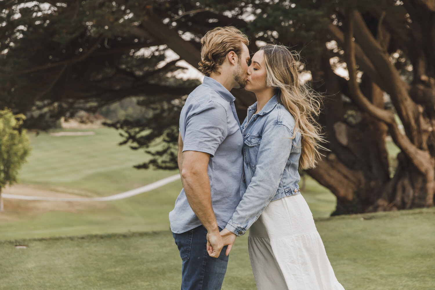 PERRUCCIPHOTO_GOLF_COURSE_ENGAGEMENT_7.jpg