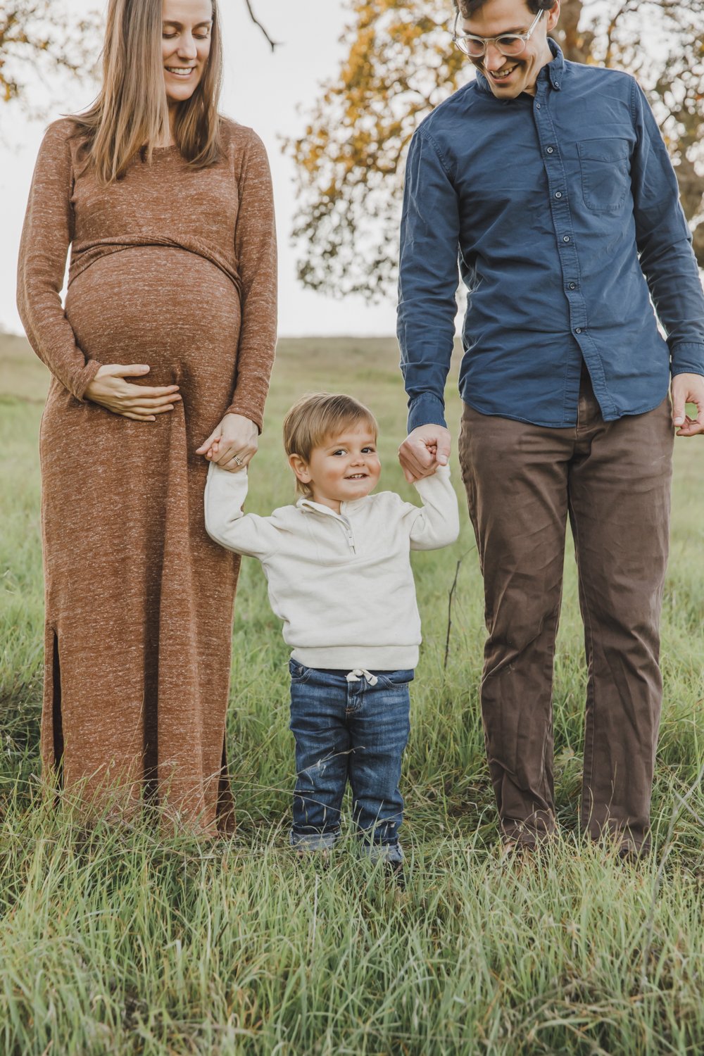 Adorable Family And Maternity Portrait Photography Session 