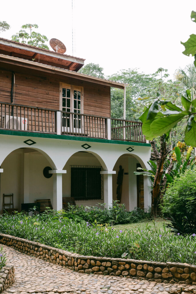 stunning wedding venue in belize 