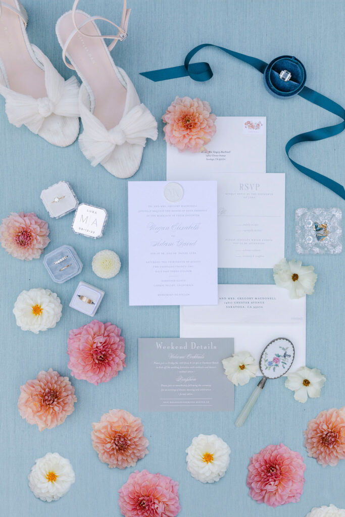 beautiful wedding invitations